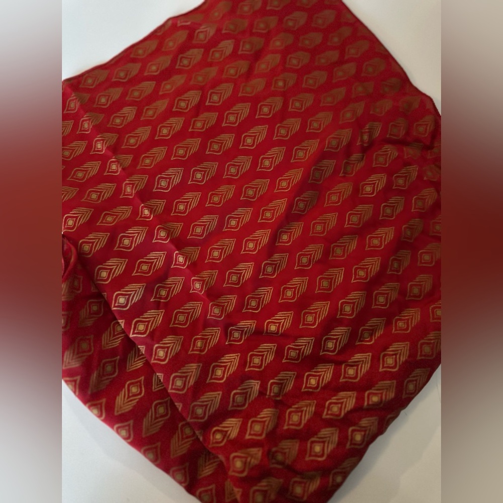 Women’s scarf